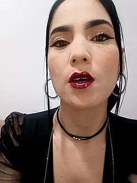 jamila zair online show from December 4, 2025, 12:48 pm