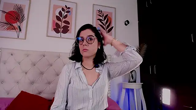 barbyehot online show from May 4, 2026, 1:42 am