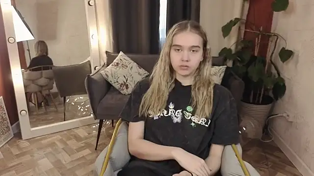 Vel1ka online show from April 1, 2026, 1:41 pm