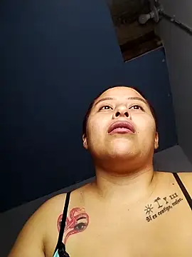 Snapshot of yelezia chatting on March 19, 2026, 5:51 am yelezia online show from March 19, 2026, 5:51 am