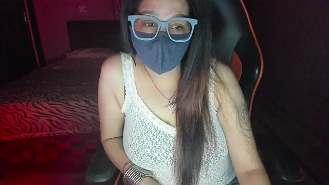 ShylaGill online show from November 6, 2025, 1:59 pm