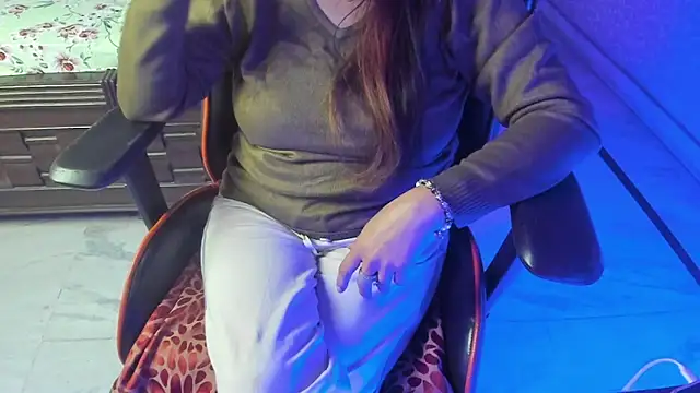 ShylaGill online show from December 4, 2025, 5:34 pm