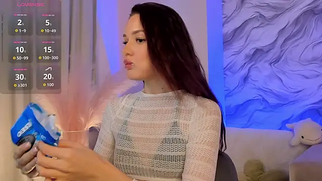 Snapshot of Aria_Mila chatting on October 16, 2025, 11:29 am Aria Mila online show from October 16, 2025, 11:29 am