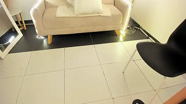 Snapshot of Natti_london chatting on September 30, 2025, 2:45 pm Natti london online show from September 30, 2025, 2:45 pm