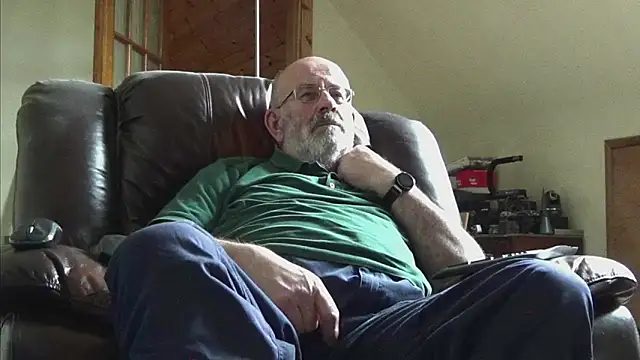 janzer13 online show from March 5, 2026, 2:02 pm