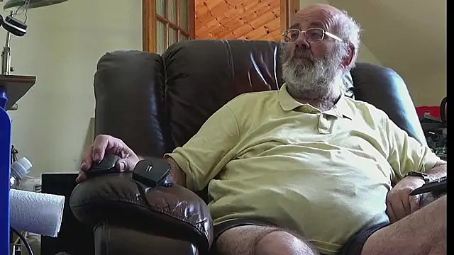 janzer13 online show from July 23, 2026, 12:46 pm