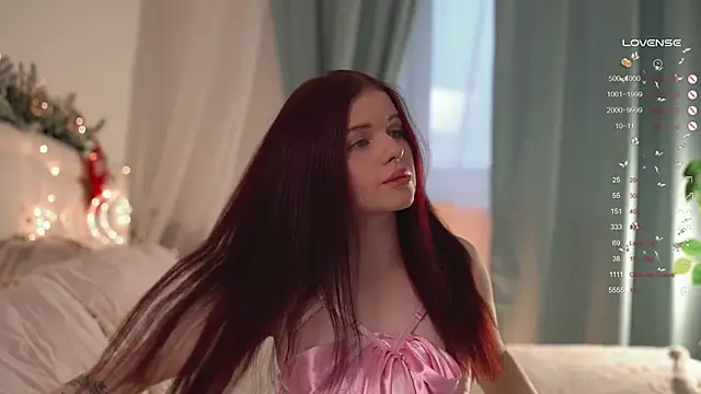 ambershoney online show from December 17, 2025, 7:24 am