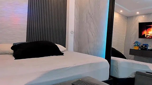 Camilo Watson online show from October 2, 2025, 2:09 pm