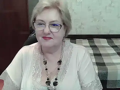 Renata62011 online show from June 28, 2026, 12:00 pm