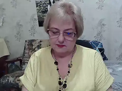 Renata62011 online show from June 21, 2026, 12:00 pm