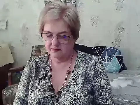 Snapshot of Renata62011 chatting on June 20, 2026, 12:10 pm Renata62011 online show from June 20, 2026, 12:10 pm