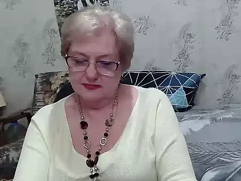 Snapshot of Renata62011 chatting on June 14, 2026, 3:46 pm Renata62011 online show from June 14, 2026, 3:46 pm