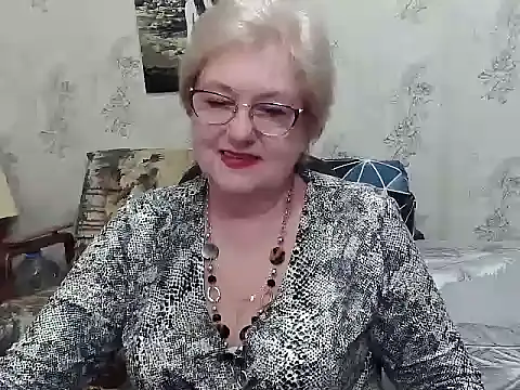 Snapshot of Renata62011 chatting on June 16, 2026, 11:43 am Renata62011 online show from June 16, 2026, 11:43 am