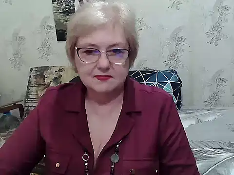 Snapshot of Renata62011 chatting on June 9, 2026, 12:17 pm Renata62011 online show from June 9, 2026, 12:17 pm