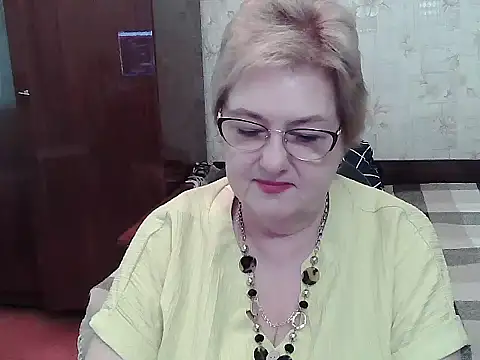 Renata62011 online show from July 27, 2026, 12:12 pm