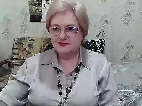 Snapshot of Renata62011 chatting on May 18, 2026, 12:54 pm Renata62011 online show from May 18, 2026, 12:54 pm