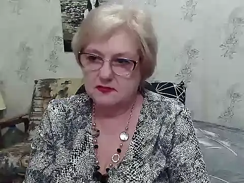 Snapshot of Renata62011 chatting on May 7, 2026, 4:21 pm Renata62011 online show from May 7, 2026, 4:21 pm