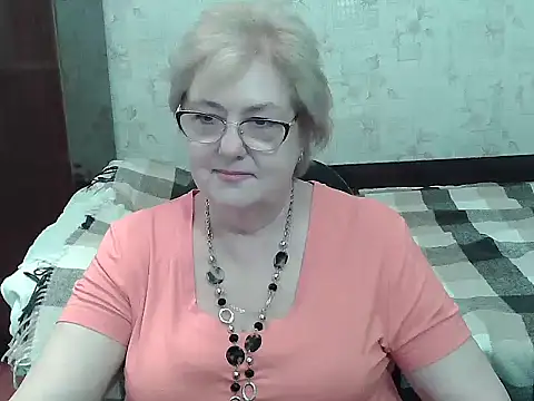 Renata62011 online show from July 6, 2026, 12:23 pm