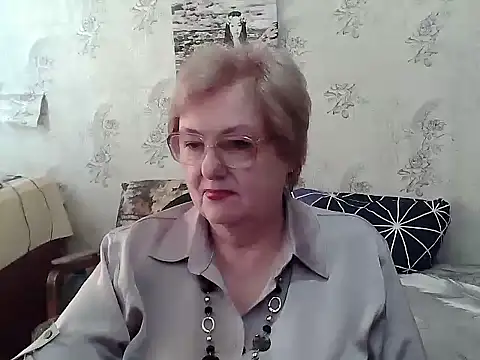 Renata62011 online show from April 11, 2026, 12:09 pm