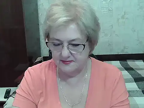 Renata62011 online show from July 17, 2026, 12:13 pm