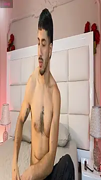 ArturoCardona  online show from January 14, 2026, 2:09 pm