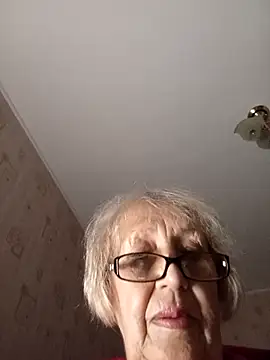 Anatolia5961 online show from November 18, 2025, 5:16 pm