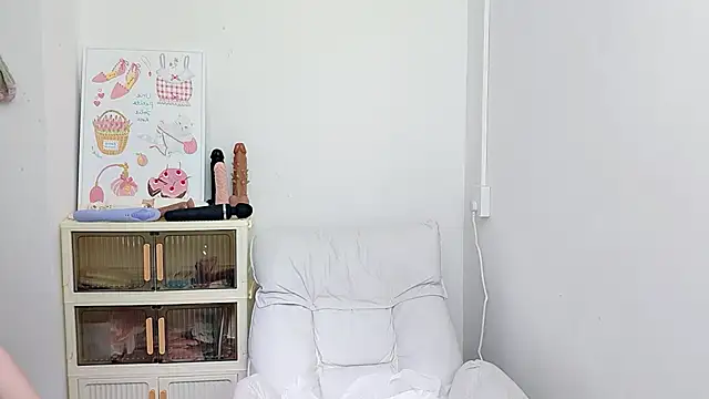 9aunatiis online show from December 3, 2025, 5:23 pm