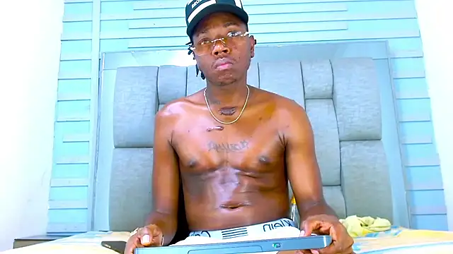 Black Fire10 online show from September 29, 2025, 7:52 pm