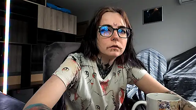 HighelikeGirl online show from September 29, 2025, 9:05 am