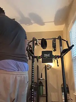 KeYBuMp323 online show from February 4, 2026, 3:40 pm