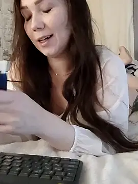 Snapshot of _San_Sara_ chatting on November 14, 2025, 5:33 am San Sara online show from November 14, 2025, 5:33 am