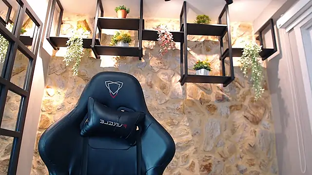 VenusBlazer online show from September 30, 2025, 11:16 am