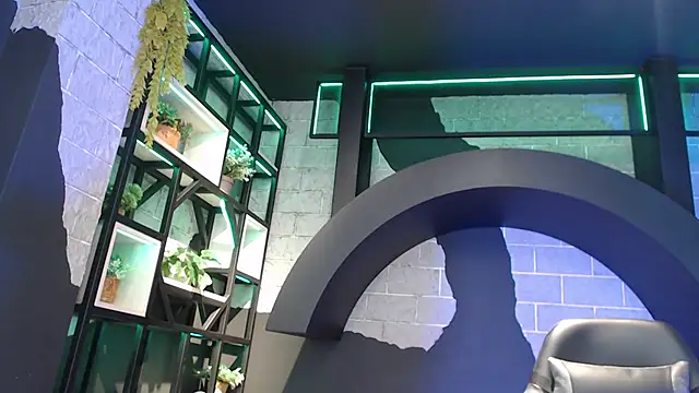 VenusBlazer online show from March 12, 2026, 7:29 pm