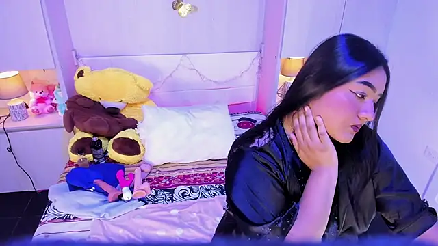 Snapshot of LilyWhitney chatting on March 22, 2026, 4:05 am LilyWhitney online show from March 22, 2026, 4:05 am