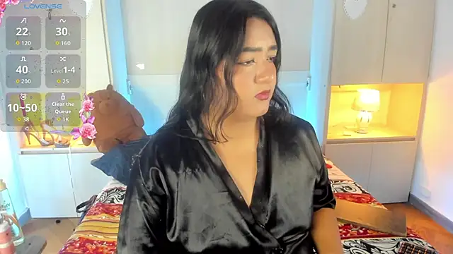 LilyWhitney online show from September 27, 2025, 10:49 pm