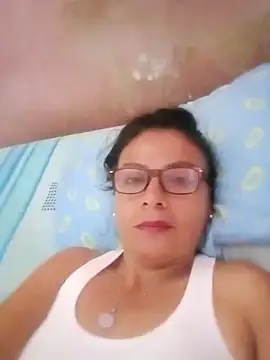 chocoluze online show from July 8, 2026, 3:34 pm