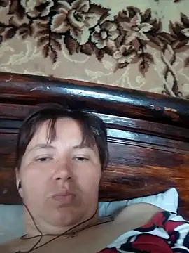 Romashka33011 online show from September 14, 2025, 11:21 am