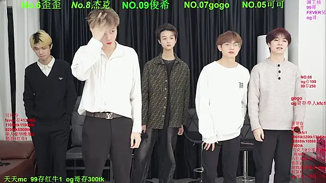 Beautifulboys-777 online show from April 23, 2026, 11:38 am