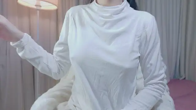 Vessi-babe online show from February 10, 2026, 1:32 pm