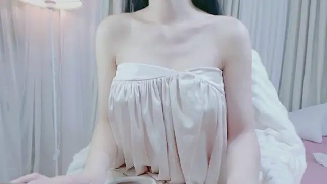 Vessi-babe online show from January 19, 2026, 2:54 pm