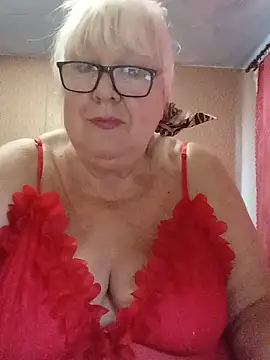 Snapshot of Alexia64231 chatting on July 31, 2026, 1:54 pm Alexia64231 online show from July 31, 2026, 1:54 pm