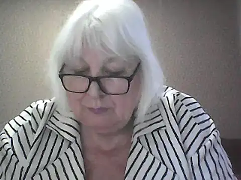 Alexia64231 online show from March 27, 2026, 8:26 am