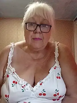 Snapshot of Alexia64231 chatting on July 24, 2026, 4:19 am Alexia64231 online show from July 24, 2026, 4:19 am