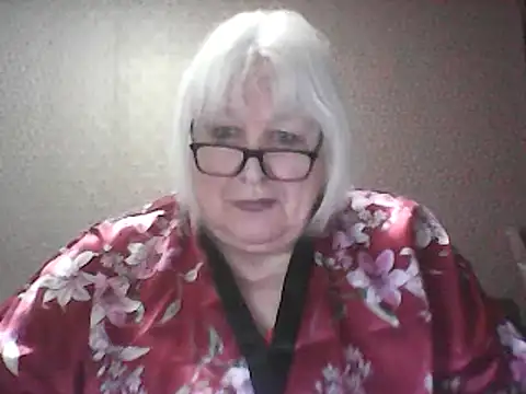 Alexia64231 online show from April 8, 2026, 11:28 pm