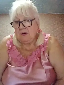 Snapshot of Alexia64231 chatting on August 2, 2026, 2:10 am Alexia64231 online show from August 2, 2026, 2:10 am