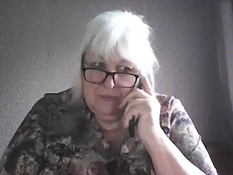 Alexia64231 online show from February 6, 2026, 1:40 pm