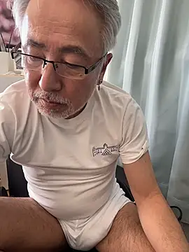 gholly2007 online show from February 3, 2026, 2:43 am