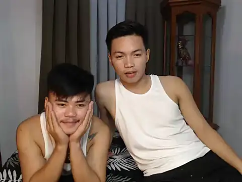 hot emman online show from September 28, 2025, 3:08 pm