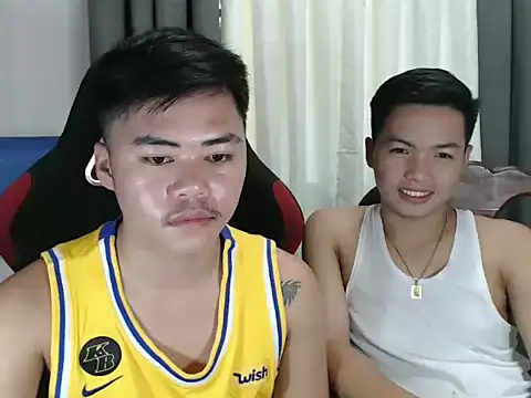 hot emman online show from September 12, 2025, 4:56 am