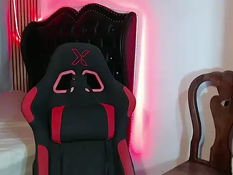 hot emman online show from January 7, 2026, 1:49 pm